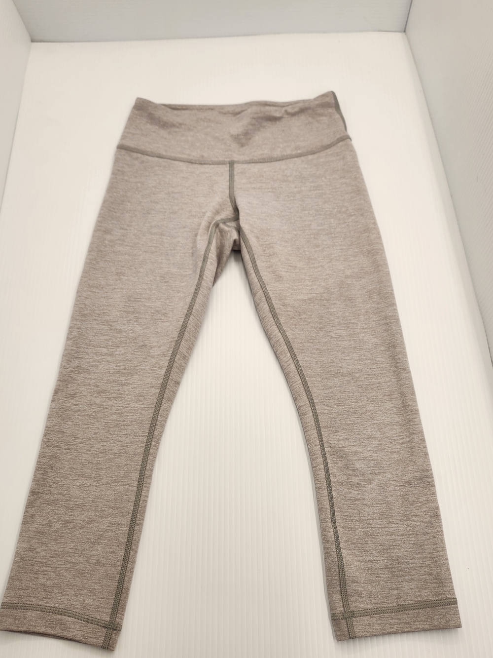 ​Lululemon Wunder Under Crop Leggings - Heathered Gray - Size 4